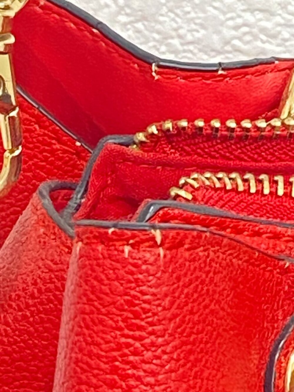 ALDO Red Satchel Crossbody Bag Gold Ring Handle Bold Chic One Size - Picture 9 of 12